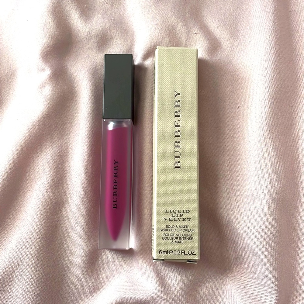 Burberry Liquid Lip Matte- No. 49 Bright Plum NEW